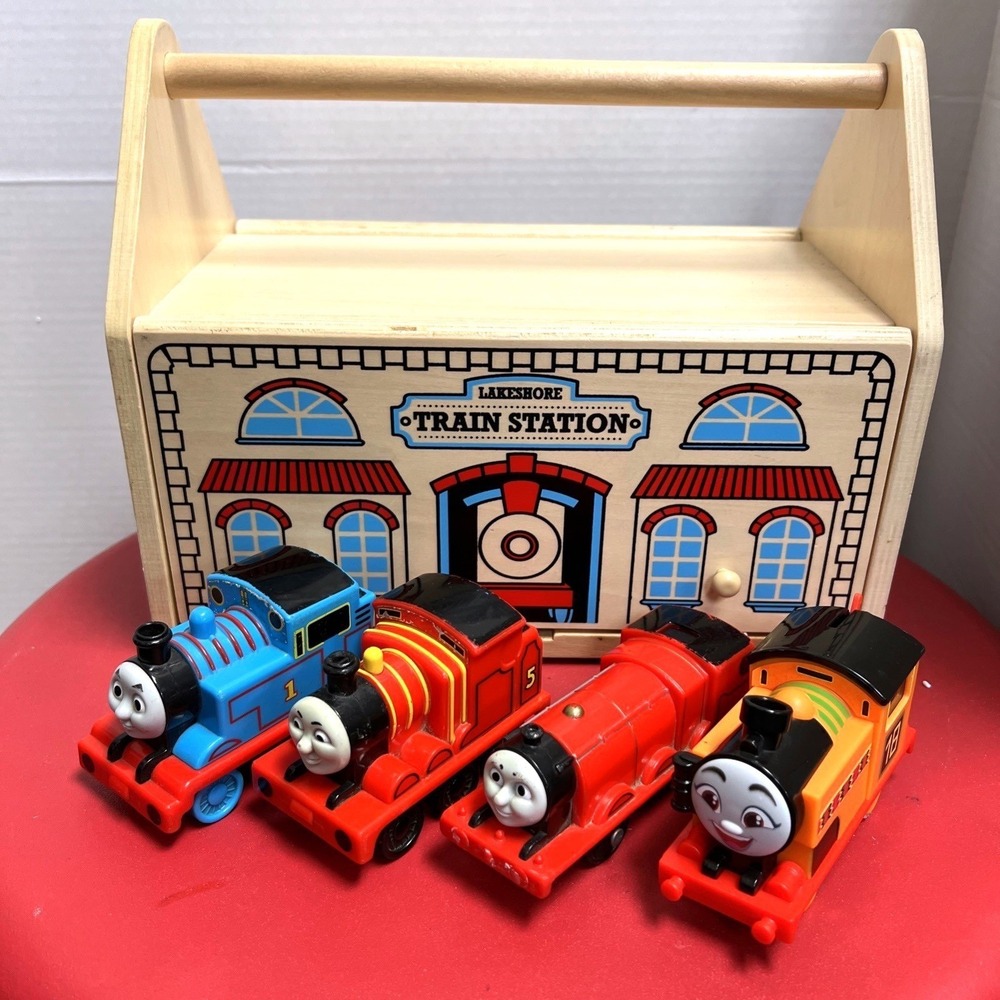 Lakeshore Learning‎ Take Along Train Station Wooden W/ 4 Thomas The Trains Nia